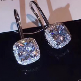  2020 Tiffany Loving Heart 18K Platinum Diamond Earrings 