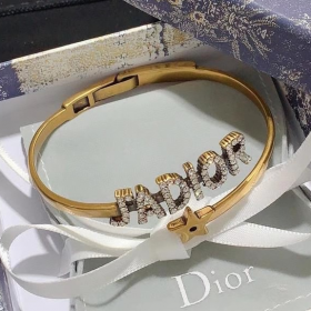 2020 JA Dior Antique Gold-Finish Metal and White Crystals Bracelet B1092ADRCY